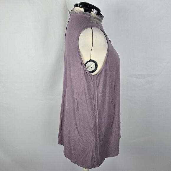 Paper + Tee Sleeveless Blouse Women's 2X Purple Lace V Neck Trim Ruffles Buttons - Picture 13 of 16